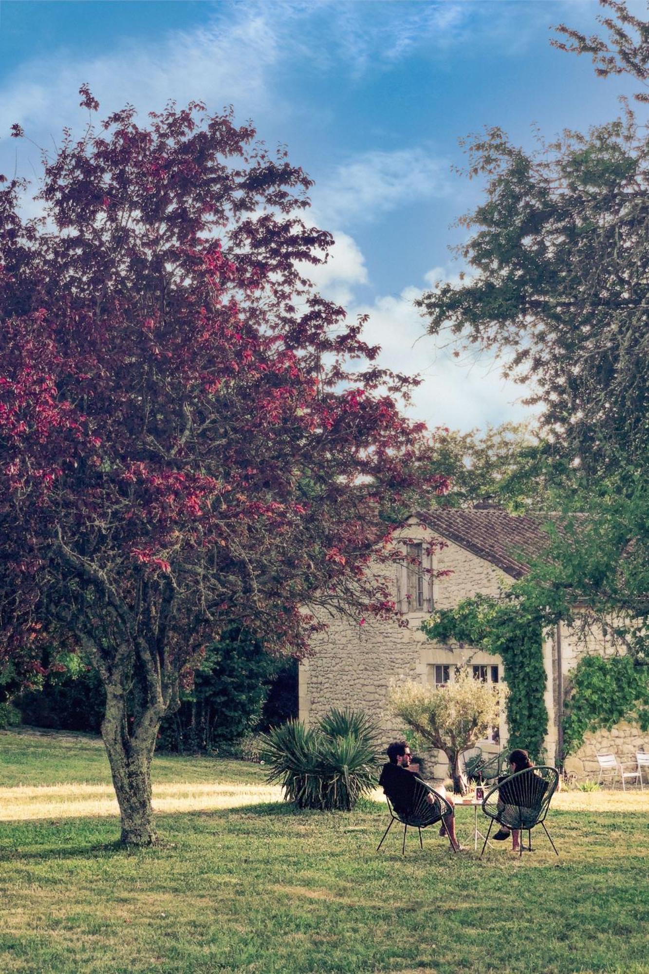 La Nuit & Le Jour Bed & Breakfast Vertheuil-en-Medoc Exterior photo
